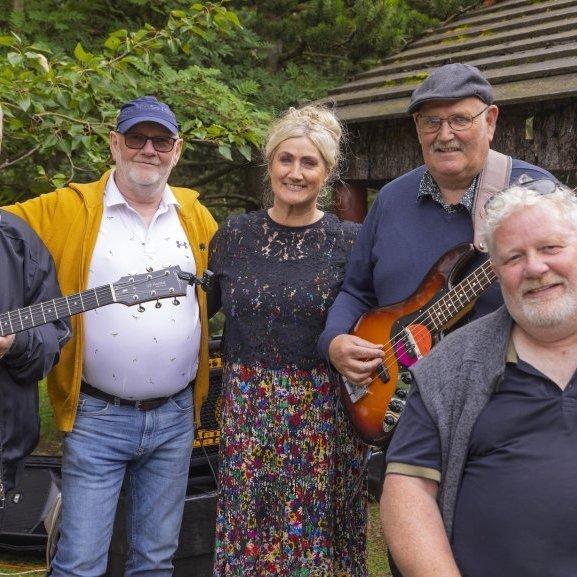 03082025-ein-med-ollu-sunnudagur-4141