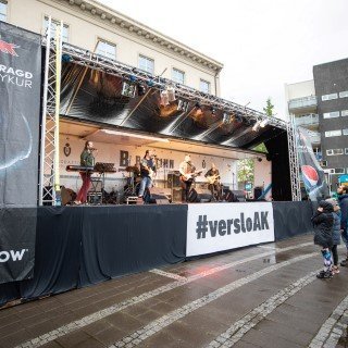 03082018-ein-med-ollu-fostudagur-1169-mobile