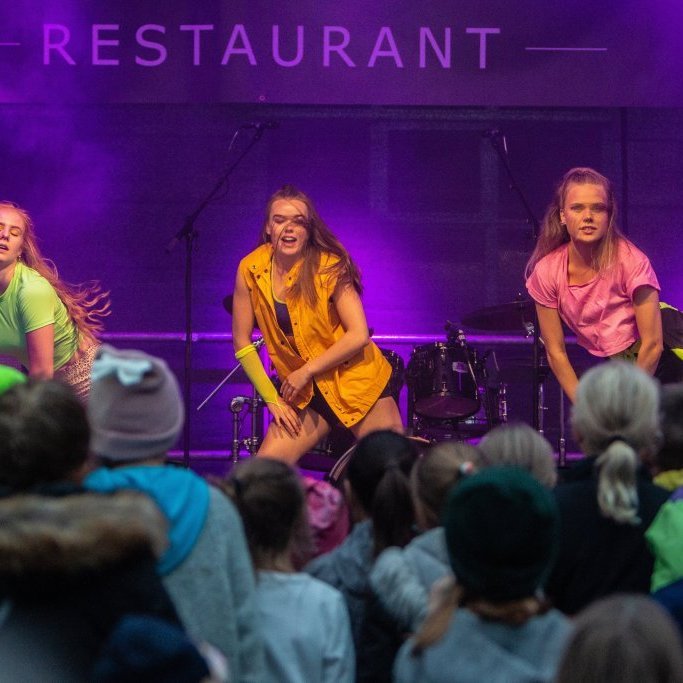 03082019-ein-med-ollu-hatidardagskra-6146